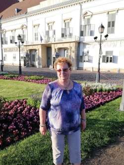 M�ria, 69 �ves t�rskeres� n�, Nagykanizsa