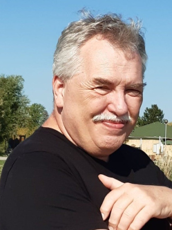 G�bor, 66 �ves t�rskeres� f�rfi, Velence