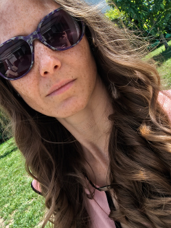 Judit, 40 �ves t�rskeres� n�, Tatab�nya