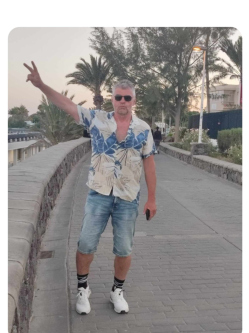 Andr�s, 59 �ves t�rskeres� f�rfi, Gy�r�jfalu
