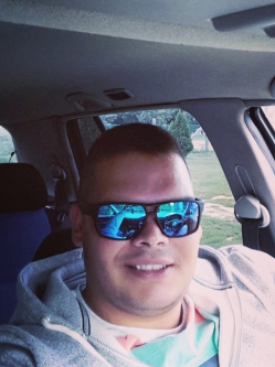 Attila, 35 �ves t�rskeres� f�rfi, Nemesbikk