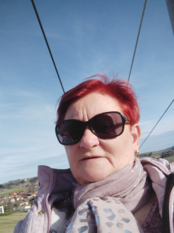 Magdi, 67 �ves t�rskeres� n�, Veszpr�m