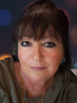 �va, 66 �ves t�rskeres� n�, Budapest