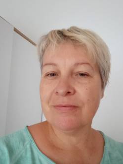 Ivett, 56 �ves t�rskeres� n�, Kecel