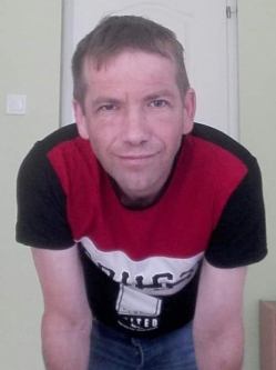 Jozsef, 48 �ves t�rskeres� f�rfi, Debrecen