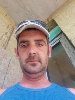 Lajos, 33 �ves t�rskeres� f�rfi, Kiskunhalas