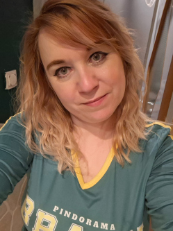 Andi, 45 �ves t�rskeres� n�, P�cs