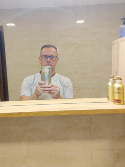 P�ter, 50 �ves buda�rsi t�rskeres� f�rfi