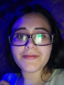 Vivien, 21 �ves t�rskeres� n�, Miskolc