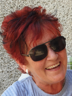 Bori, 59 �ves t�rskeres� n�, Iregszemcse