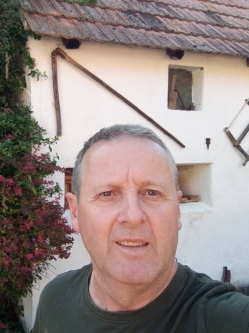 Zolt�n, 58 �ves t�rskeres� f�rfi, Sopron