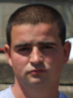 Sanyi, 41 �ves t�rskeres� f�rfi, Pusztaszer