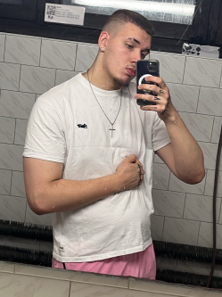 Martin, 20 éves társkereső férfi, Üllő