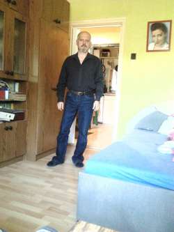 P�l, 65 �ves t�rskeres� f�rfi, J�sz�roksz�ll�s