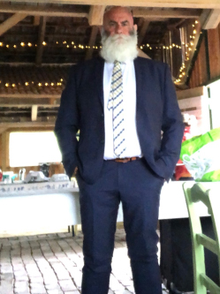Misi, 59 �ves t�rskeres� f�rfi, B�k�scsaba