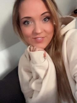 Be�ta, 38 �ves t�rskeres� n�, B�k�scsaba