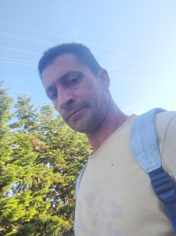 Geri, 42 �ves t�rskeres� f�rfi, Tiszak�rt