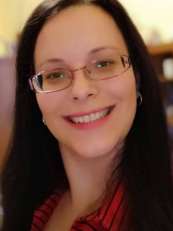 Viki, 40 �ves t�rskeres� n�, Budapest