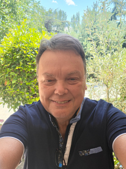 Gy�rgy, 66 �ves t�rskeres� f�rfi, Budapest