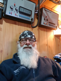 Attila, 60 �ves t�rskeres� f�rfi, Budapest