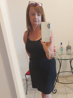 M�rti, 66 �ves t�rskeres� n�, Budapest