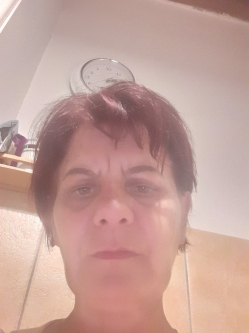 Erika, 53 �ves t�rskeres� n�, Biatorb�gy
