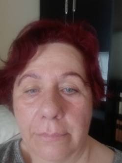 Meri, 53 �ves t�rskeres� n�, Budapest