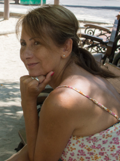 Vir�g, 55 �ves t�rskeres� n�, T�r�kb�lint