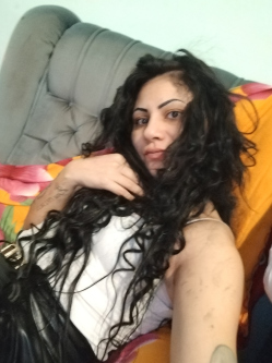 Szandra, 32 �ves t�rskeres� n�, F�zesabony