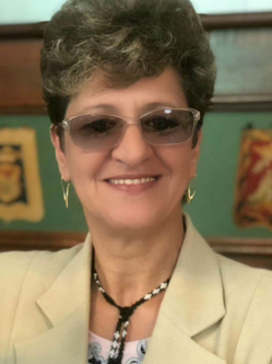 Krisztina, 57 �ves t�rskeres� n�, M�r