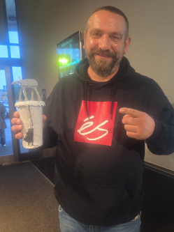 Szabolcs, 43 �ves t�rskeres� f�rfi, Surrey