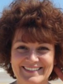Ilona, 64 �ves t�rskeres� n�, Tiszak�cske