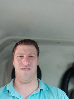 J�zsef, 39 �ves t�rskeres� f�rfi, G�d�ll�