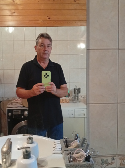 Tibor, 59 �ves t�rskeres� f�rfi, Debrecen