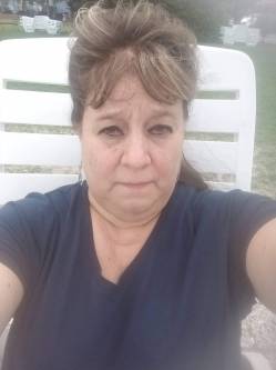 M�rti, 58 �ves t�rskeres� n�, P�cel