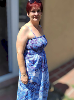 Ibolya, 54 �ves t�rskeres� n�, Veszpr�m