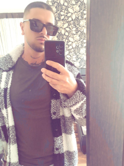 Rajmund, 32 �ves t�rskeres� f�rfi, V�szt�