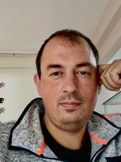 Viktor, 41 �ves t�rskeres� f�rfi, Nagykanizsa