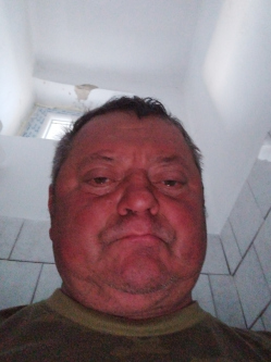 Mih�ly, 70 �ves t�rskeres� f�rfi, Als�berecki