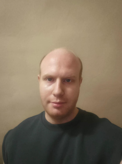 Csaba, 27 �ves t�rskeres� f�rfi, Ny�regyh�za