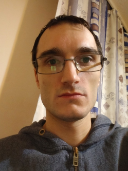 Csaba, 34 �ves t�rskeres� f�rfi, Kaposv�r