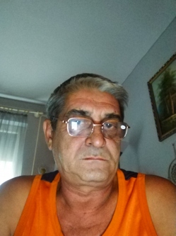 Lajos, 61 �ves t�rskeres� f�rfi, Sarkad