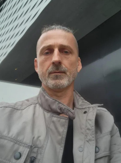 Bertalan, 52 �ves t�rskeres� f�rfi, B�k�scsaba