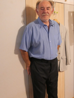 Ferenc, 67 �ves t�rskeres� f�rfi, Kunszentm�rton