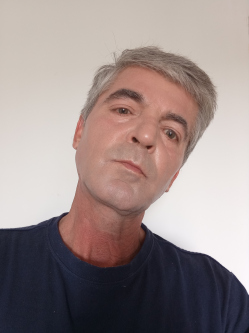 Attila, 57 �ves t�rskeres� f�rfi, Debrecen