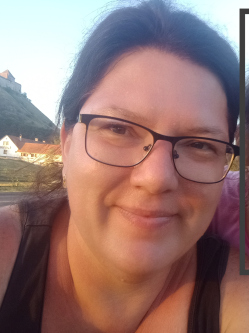 Katica, 47 �ves t�rskeres� n�, Szombathely