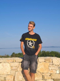 Patrik, 22 �ves t�rskeres� f�rfi, Vonyarcvashegy