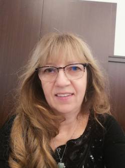 M�rti, 58 �ves t�rskeres� n�, Tabdi