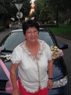 Marcsi, 79 �ves t�rskeres� n�, Ag�rd