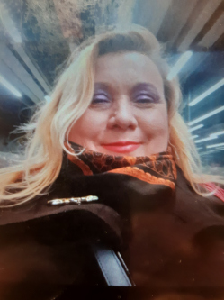 Lívia, 49 éves társkereső nő, Budakeszi
